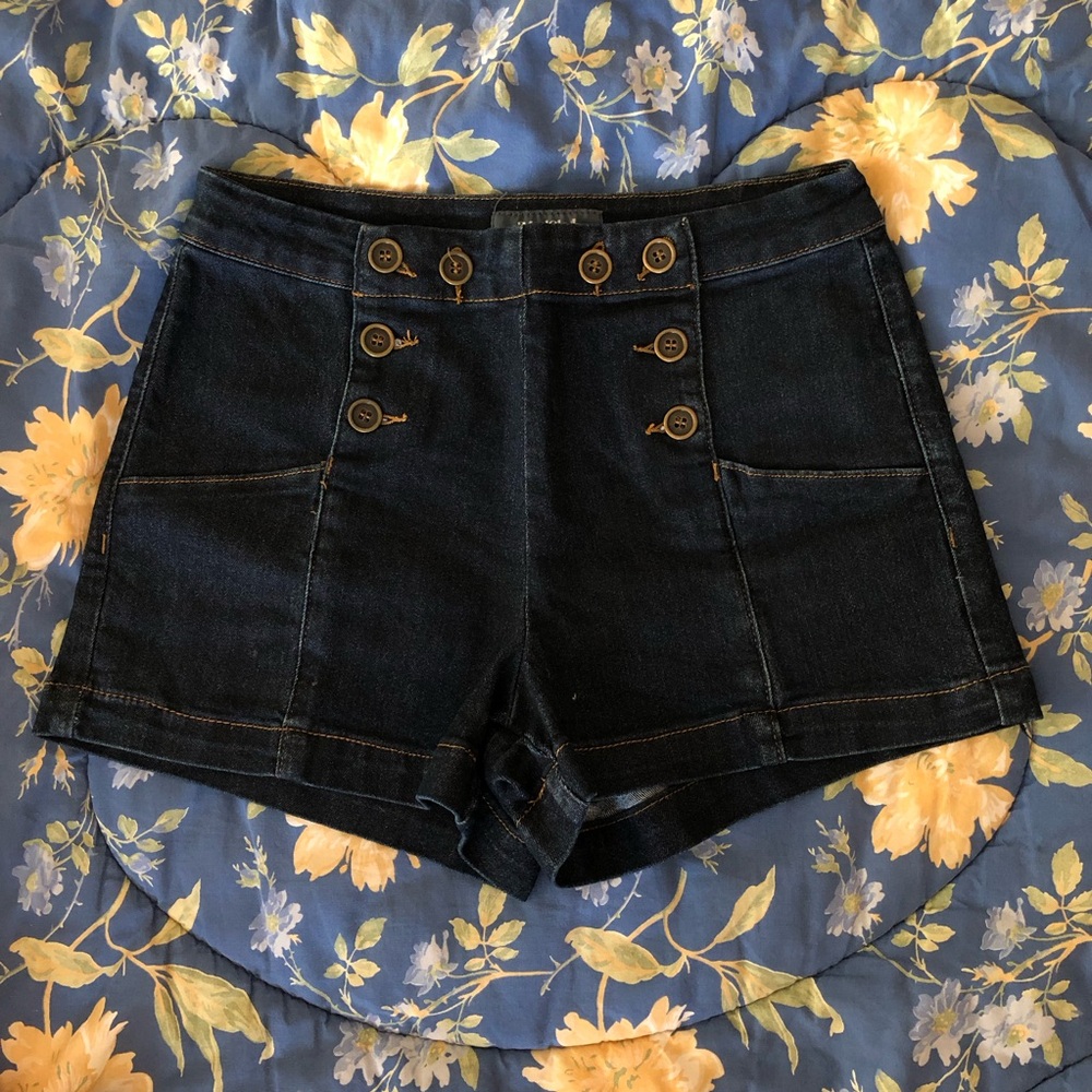 ModCloth Denim Sailor Shorts NWOT